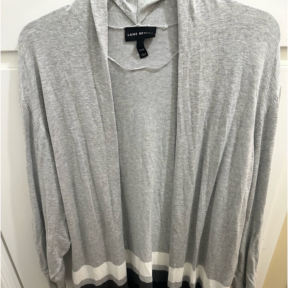 NWOT Lane Bryant long cardigan (mid thigh) with black & white stripes. Sz 26/28